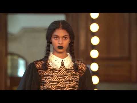 Klan News - Londra nis Javën e Modës, kushtuar Vivienne Westwood