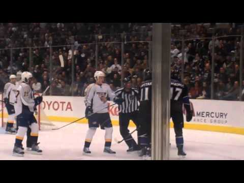 L.A. KINGS VS. NASHVILLE PREDATORS  01/06/11