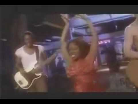 The Brand New Heavies - Midnight At The Oasis (CC)