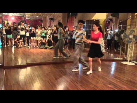 NeoSwing lindyhop level 3 - week4 (turn)