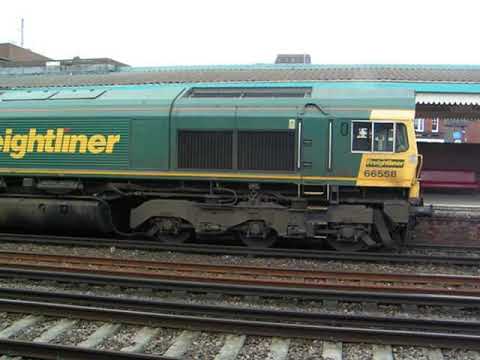 2010-07-28 16:56 - 66558 - On Wool to Neasden Sand - Eastleigh