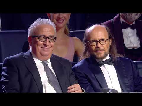 Premios PLATINO 2021 – Santiago Segura y Leo Harlem en la gala de los Premios Platino