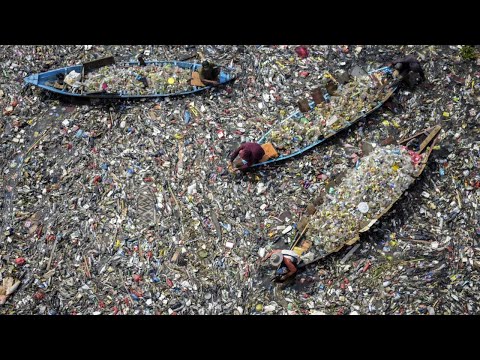 Experts grapple with scale of plastic pollution in oceans