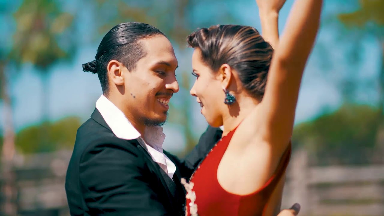 Amira Luna y Damián Roezgas " Milonga para as missões "