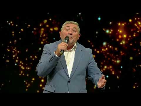 Radisa Urosevic- Ja sam momak sumadinac- Ork.Aca Krsmanovic LIVE