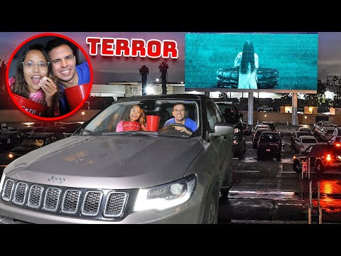 FOMOS EM UM CINEMA DRIVE-IN PELA PRIMEIRA VEZ! - INCRÍVEL