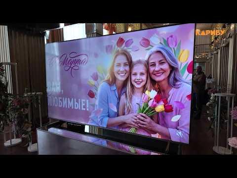 «Женщина – вселенная любви»: в Магадане прошел концерт, посвященный 8 марта