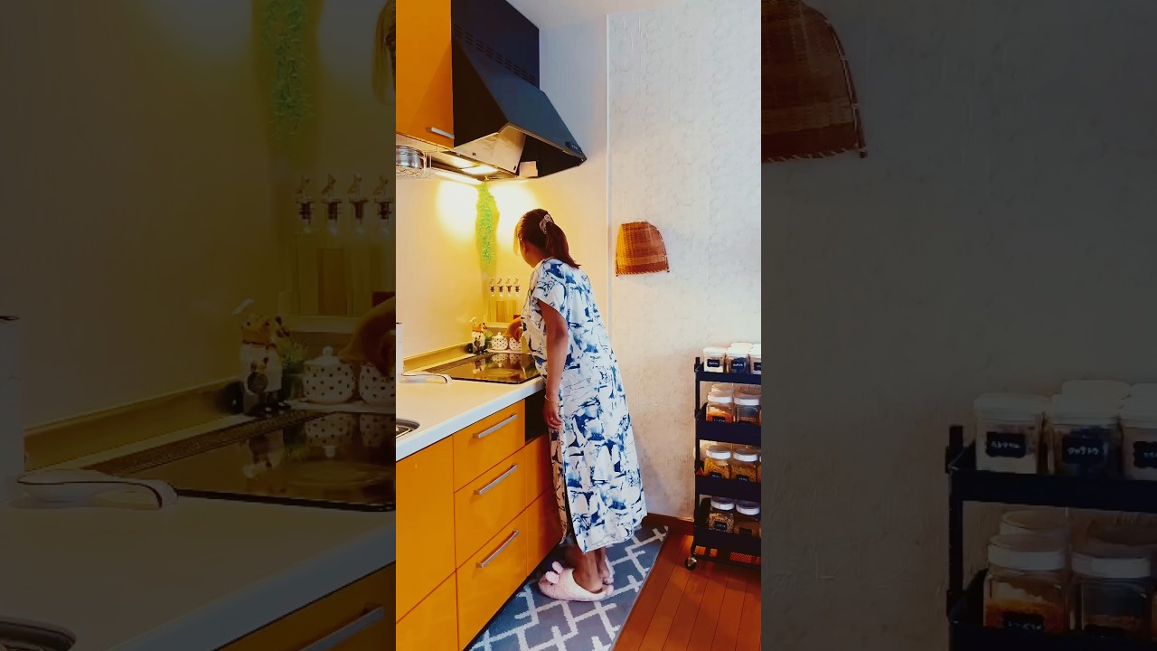 ලොකු පාන් පෙති දෙකකට මෙහෙම නියමයි 🥰