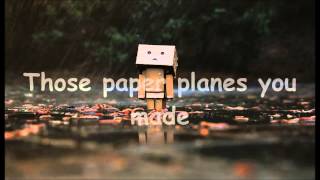 Post Offense feat. Amoria - Paper Plane [Lyrics]