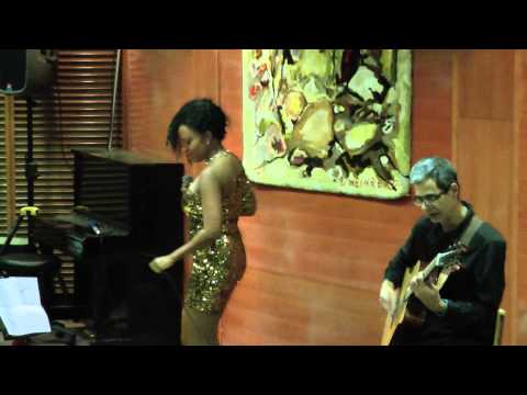 Elisete sings Verka Serdutchka at Carmiel - Vse budet horosho