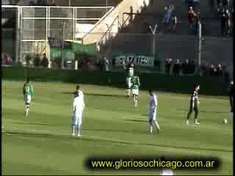Nueva Chicago 2 - Temperley 0 8º Fecha  1º B 08-09 Gol de Vázquez