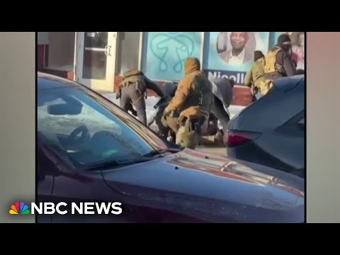 Federal agents under scrutiny after Minneapolis shooting