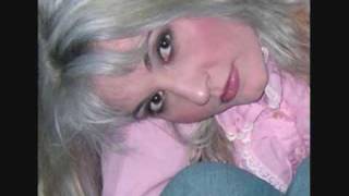 Hannah Fury - Never look back