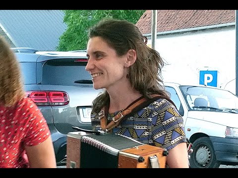 E Kreiz An Noz - Chanson traditionnelle bretonne