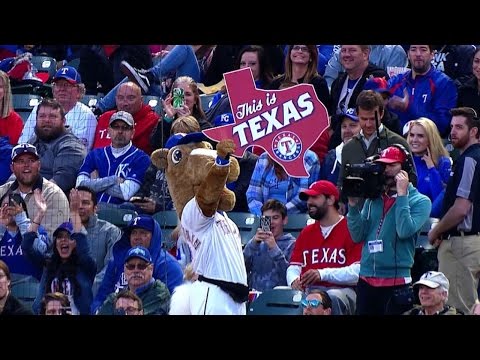 Rangers Captain Sheds His "Royal" Image To Pump Up The Crowd