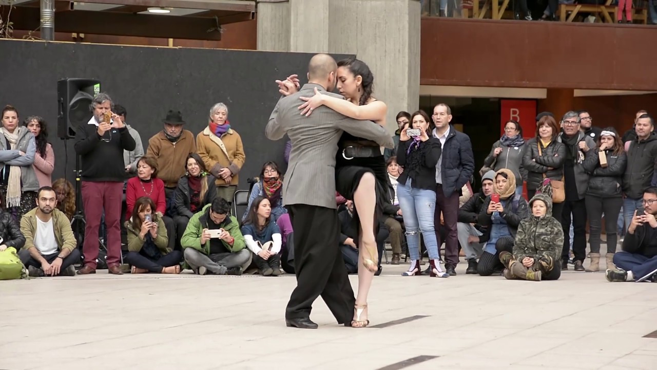 Mi Tango Triste - Claudio Milán y Jessica Navarro - Milonga Callejera