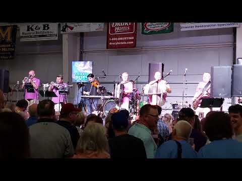 Frankenmuth Summer Music Fest 2023 - Lenny Gomulka - Lenny's Greatest Hits Medley (15 min)
