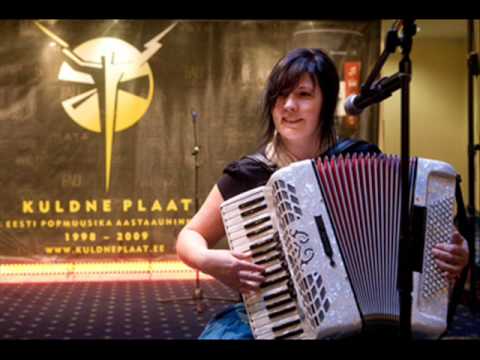 Tiia Paist - Kuldsed viljapead.wmv