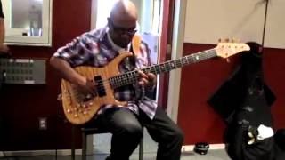 Video thumbnail for Alembic series II 5 string bass by nsjmusic