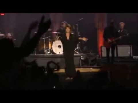 (Rabbit Heart) Florence + The Machine   Coke Live 2013, Krakow, Poland HQ Full Concert)