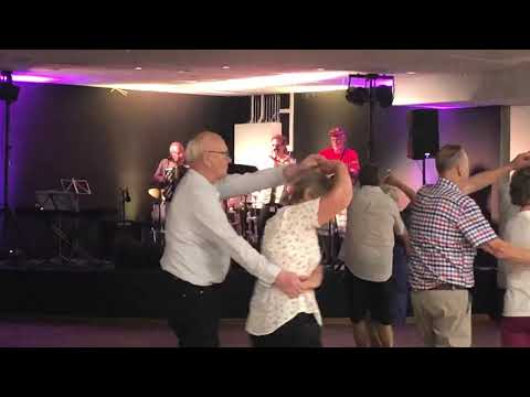 Schottis på Valhall med Anita Göran Torsten Janne