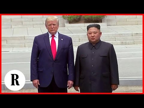 Corea del Nord, Trump supera il confine. Kim: "Non mi aspettavo di incontrarti qui"