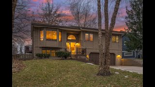 Home for Sale - 5926 Otter View Trail, White Bear Twp, MN 55110