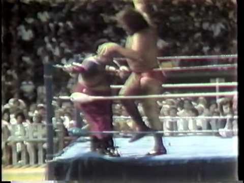 WWC: Abdullah The Butcher vs. Andre The Giant (1983)