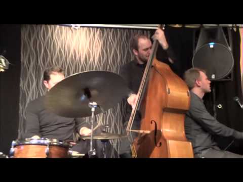 Jazz and beyond quartet live
