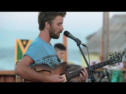 RonDamon - Quién sos?  (VIVO - WAIKIKI ROOTS)