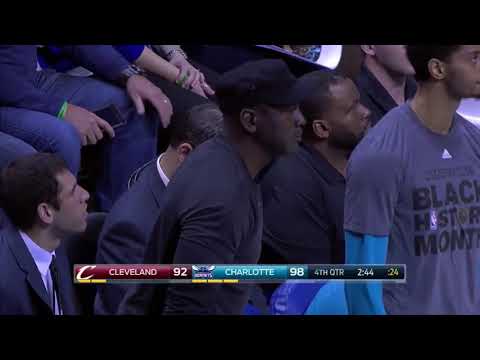 Michael Jordan Angry At Lebron James After A Dunk Over The Hornets! 2019