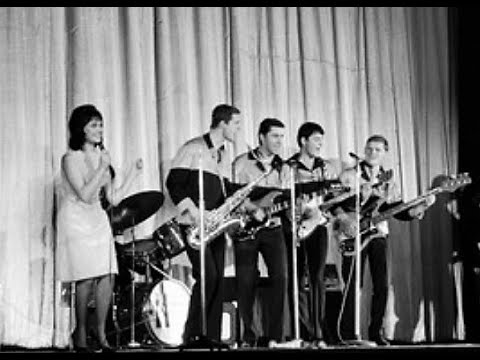 Helena Majdaniec i Niebiesko-Czarni - Ty jesteś moim światem  (1966)