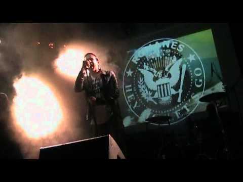 ROMANES + GUEST-oh oh i love her so-now i wanna sniff some glue-...happy family-roma vintage