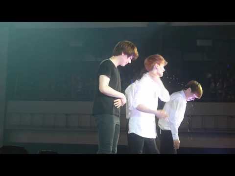 [HD Fancam] 120429 SS4 INA Kyuhyun, Donghae, Eunhyuk, Leeteuk got water splash