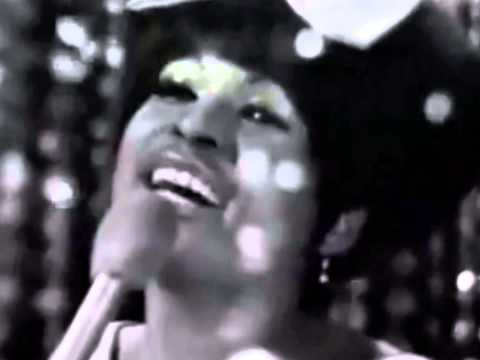 Marvelettes - When You're Young and in Love