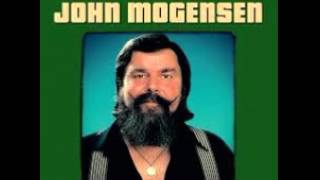 John Mogensen - Hjemme