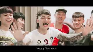 Khá Bảnh x Xe đang đi đang đi thì cháy