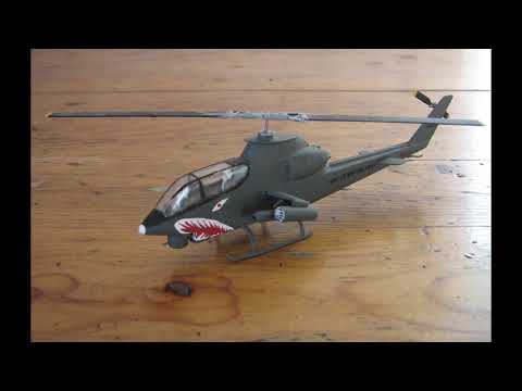 Hobbycraft HC2151 - Bell AH-1G Cobra - United States Army - 1:72