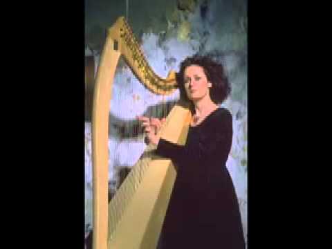 Áine Minogue - Gabhaim Molta Bríde (We Praise Brigid)