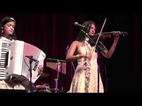 CLÃ BRASIL-FEIRA DE MANGAIO