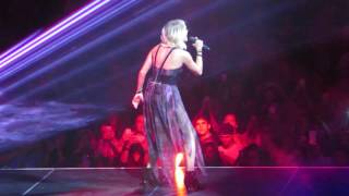 Carrie Underwood &quot;Two Black Cadillacs&quot; Live @ The Giant Center