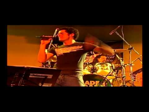 Marron 5 - Harder To Breathe (by Tonanni)