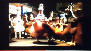 Download lagu Chicken Run Movie Trailer 2000 - TV Spot (Small Soldiers (1998) Television Commercial - Movie) mp3