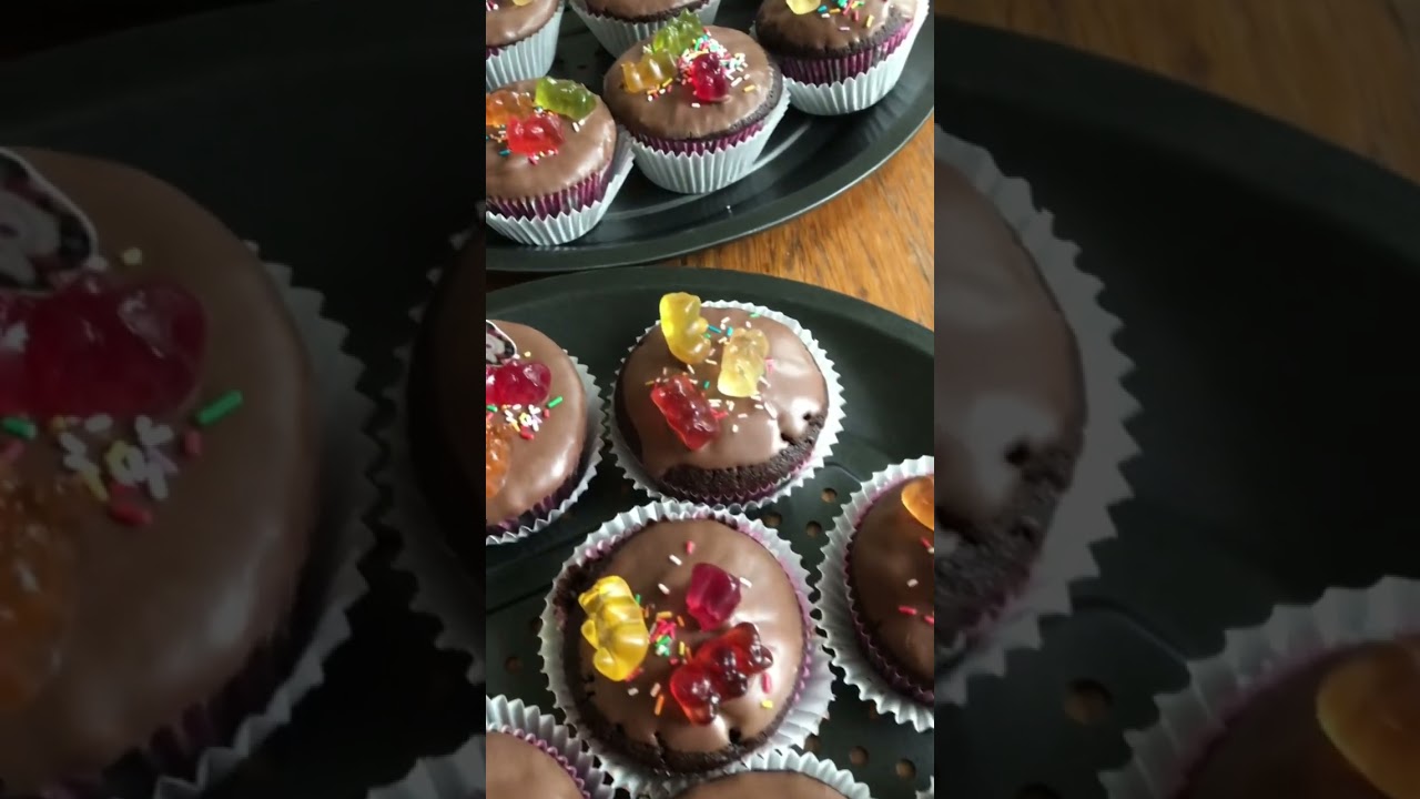 Chocolate Gummy Bear Cupcakes