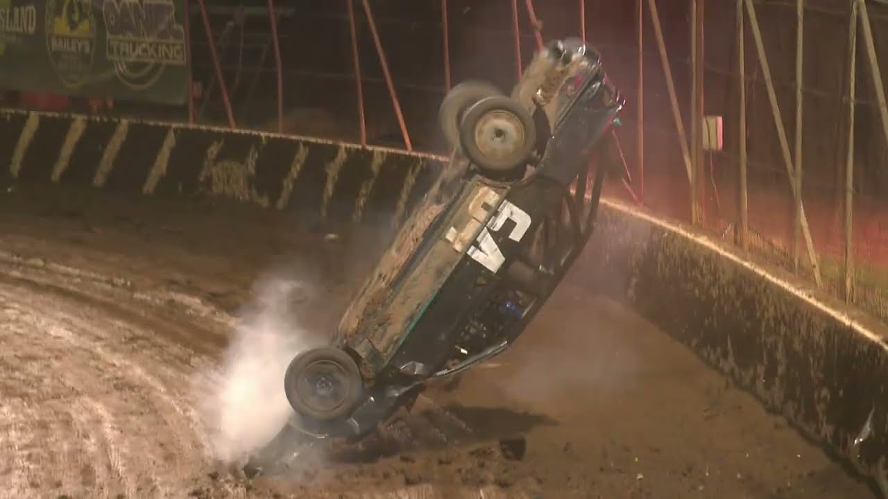 Seth Owens has had a HUGE Wreck tonight at Grafton Speedway.