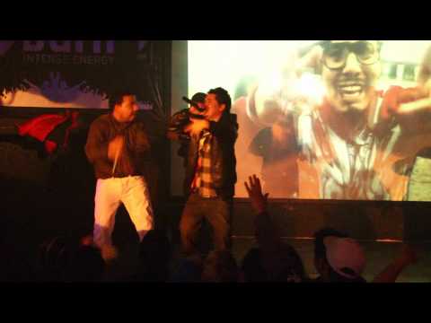 El Chumbeque & Camaleon Landaez - Resentido (En Vivo Stgo)