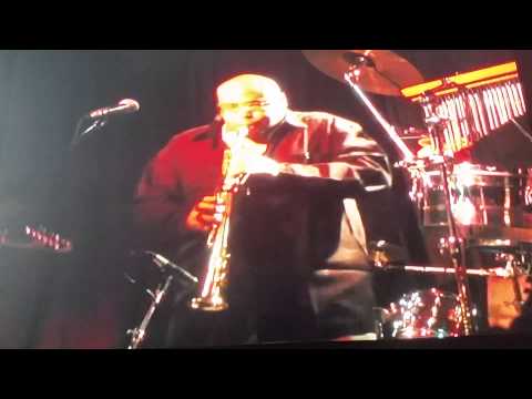 Jimmie Highsmith Jr plays Jeff Lorber