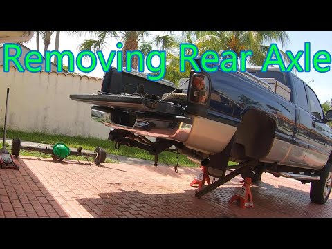 Removing Rear Axle (Chrysler 9.25) From The Budget Mud Truck (2000 Dodge Ram 1500)