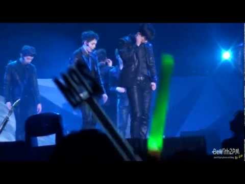 111008 2PM Hands Up Asia Tour Con in Taipei - Agian & Agian