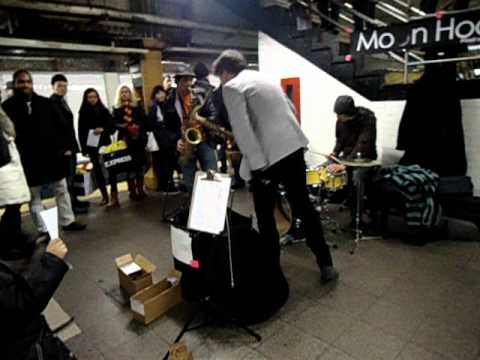 Moon Hooch - L platform at Union Square - 01.21.12